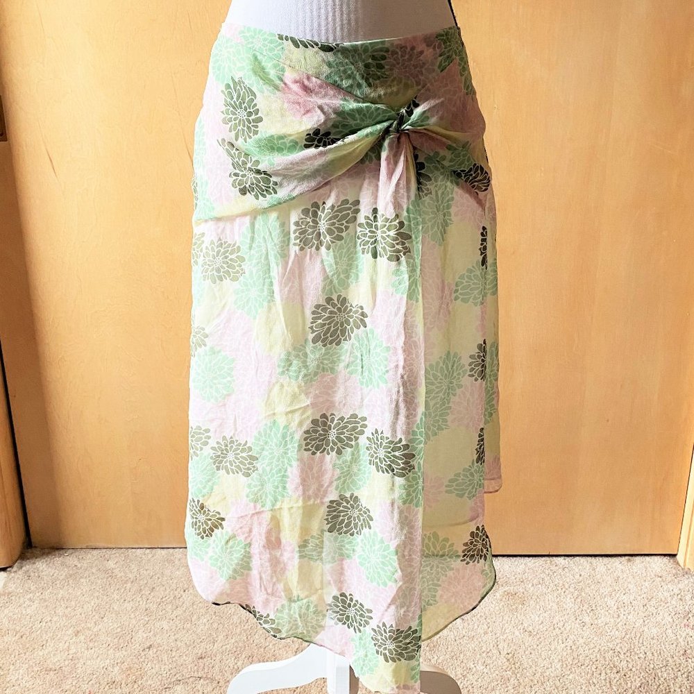 NWT Sz 16 Realities White Floral 100% Silk Skirt